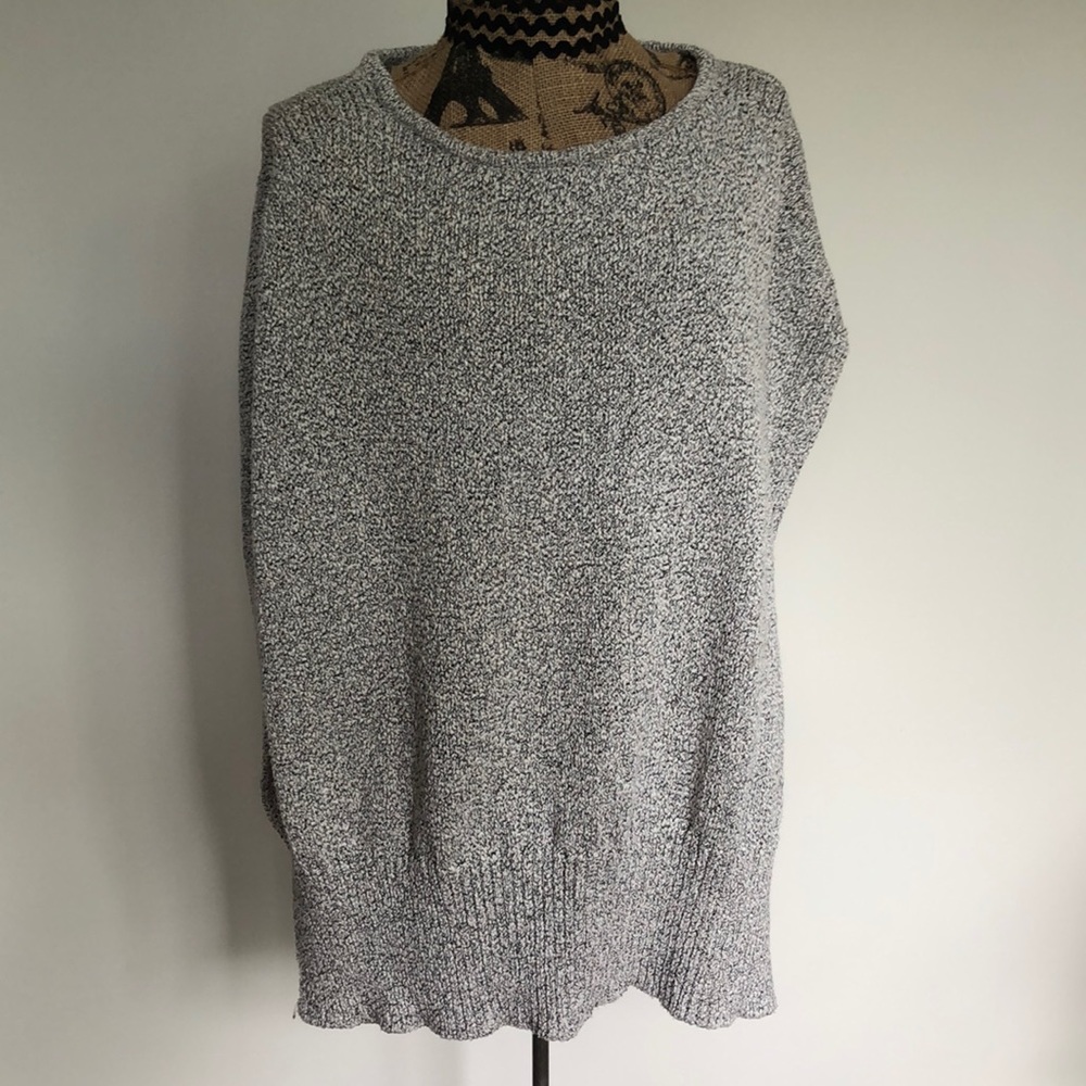Aritzia Cape/Shawl Size XS